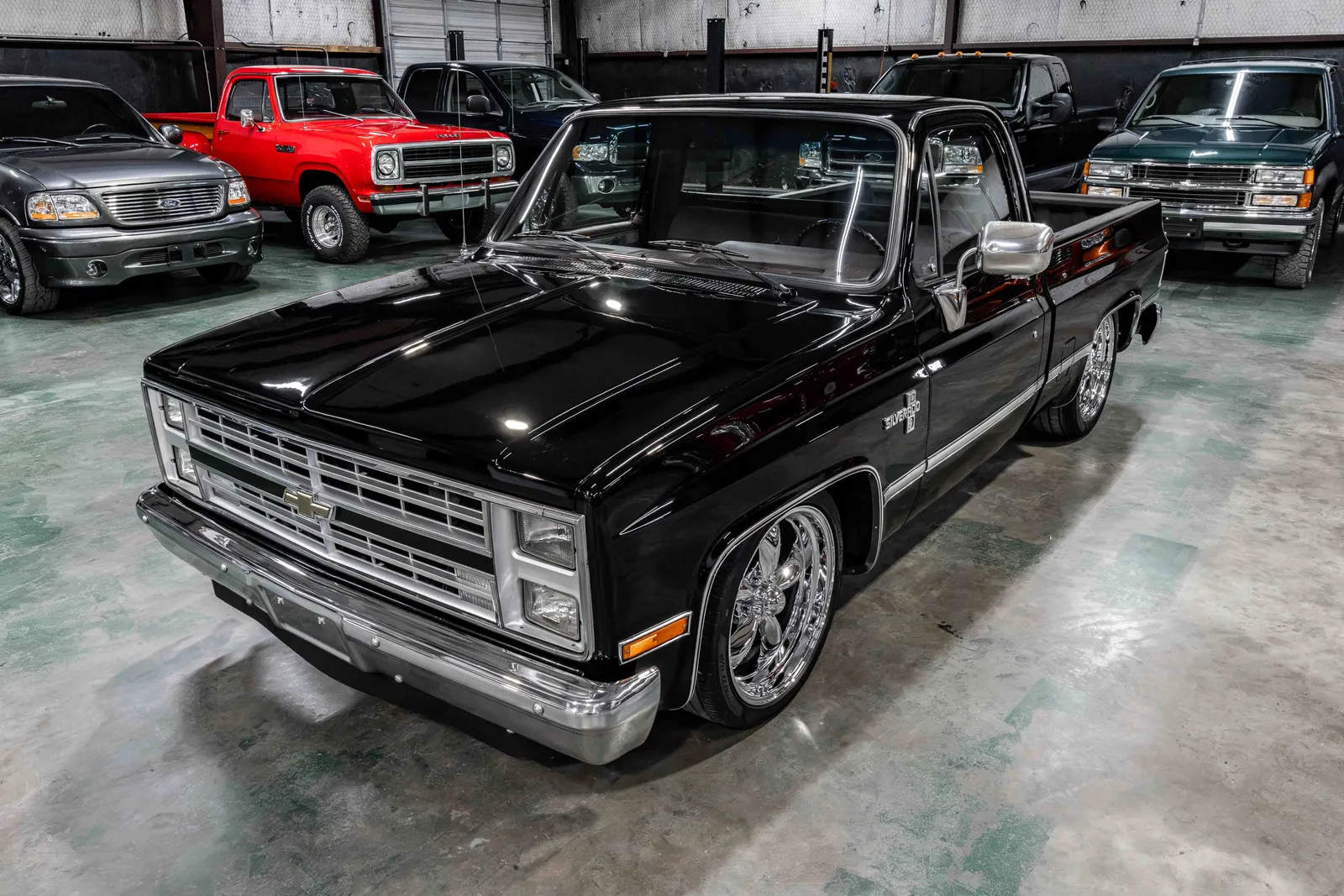 1987-Chevrolet-C10-Black-168878-33.jpg